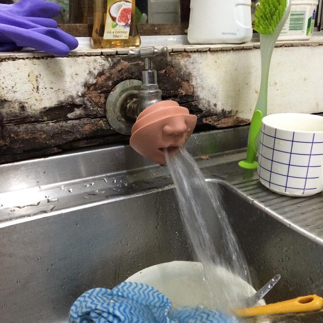 More disturbing images at Cursed Images.